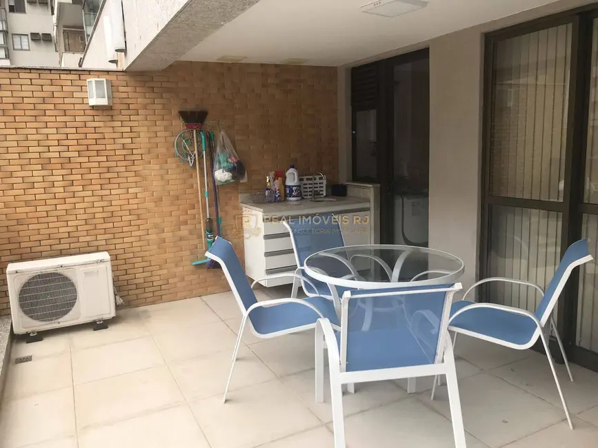 Apartamento com 3 quartos à venda, 152m2 em Recreio dos Bandeirantes, Rio De Janeiro - RJ - imagem 2 Foto 2 de Apartamento com 3 quartos à venda, 152m2 em Recreio dos Bandeirantes, Rio De Janeiro - RJ