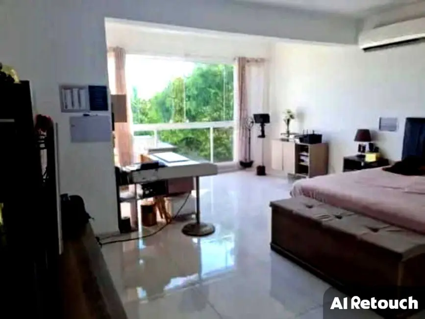 Foto 2 de Casa com 7 quartos à venda, 360m2 em Guaratiba, Rio De Janeiro - RJ