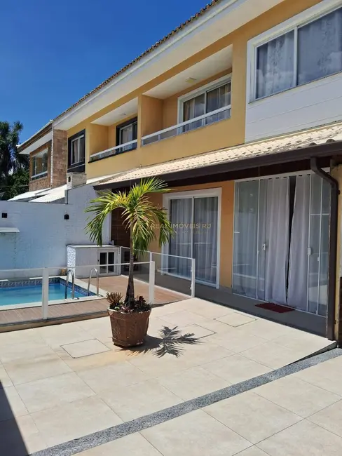 Foto 1 de Casa com 4 quartos à venda, 215m2 em Vargem Pequena, Rio De Janeiro - RJ