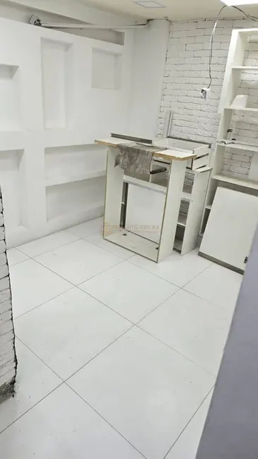 Sala Comercial à venda, 80m2 em Centro, Rio De Janeiro - RJ - imagem 6 Foto 6 de Sala Comercial à venda, 80m2 em Centro, Rio De Janeiro - RJ
