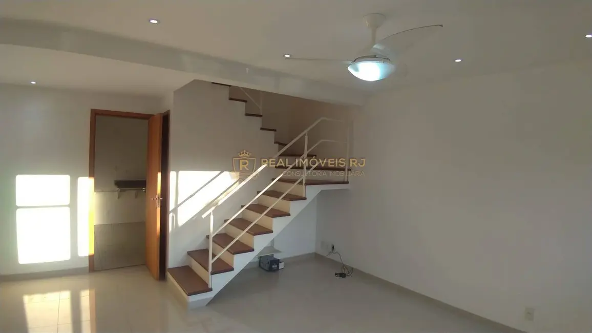 Casa com 3 quartos à venda, 120m2 em Tanque, Rio De Janeiro - RJ - imagem 7 Foto 7 de Casa com 3 quartos à venda, 120m2 em Tanque, Rio De Janeiro - RJ