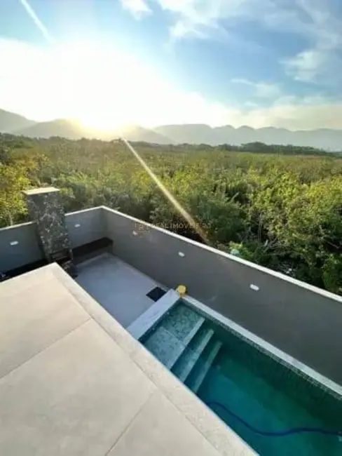 Foto 3 de Casa com 3 quartos à venda, 300m2 em Vargem Grande, Rio De Janeiro - RJ