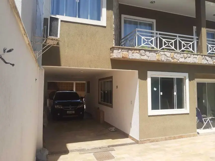 Foto 2 de Casa com 4 quartos à venda, 243m2 em Taquara, Rio De Janeiro - RJ