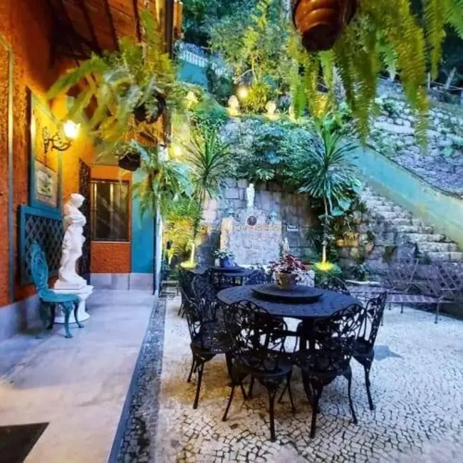 Foto 2 de Casa com 7 quartos à venda, 585m2 em Cosme Velho, Rio De Janeiro - RJ