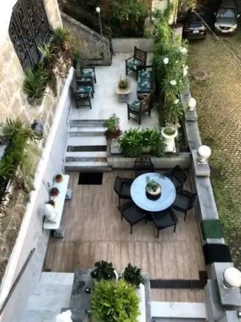 Foto 1 de Casa com 7 quartos à venda, 585m2 em Cosme Velho, Rio De Janeiro - RJ