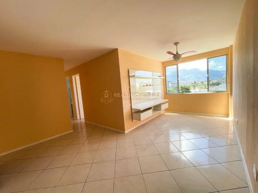 Foto 1 de Apartamento com 2 quartos à venda, 60m2 em Taquara, Rio De Janeiro - RJ