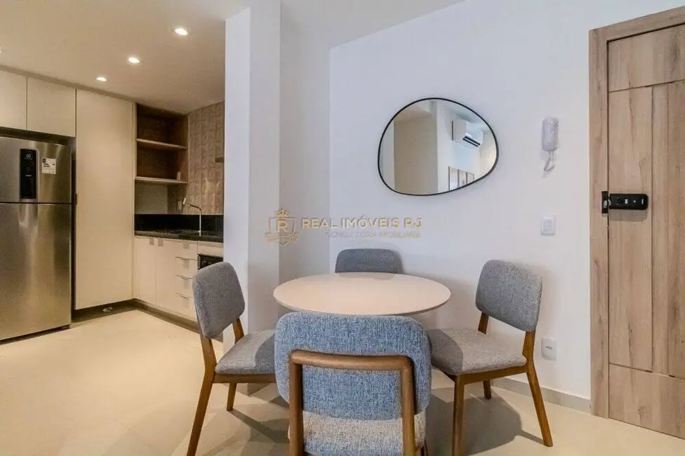 Foto 9 de Apartamento com 2 quartos à venda, 68m2 em Copacabana, Rio De Janeiro - RJ