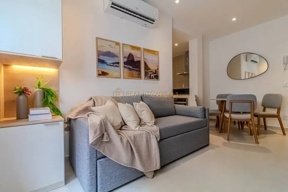 Foto 5 de Apartamento com 2 quartos à venda, 68m2 em Copacabana, Rio De Janeiro - RJ