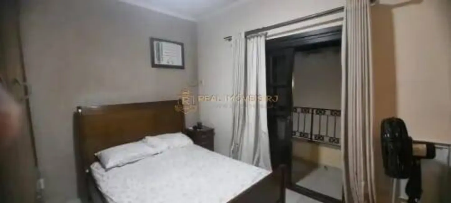 Casa com 2 quartos à venda, 110m2 em Vila Valqueire, Rio De Janeiro - RJ - imagem 7 Foto 7 de Casa com 2 quartos à venda, 110m2 em Vila Valqueire, Rio De Janeiro - RJ
