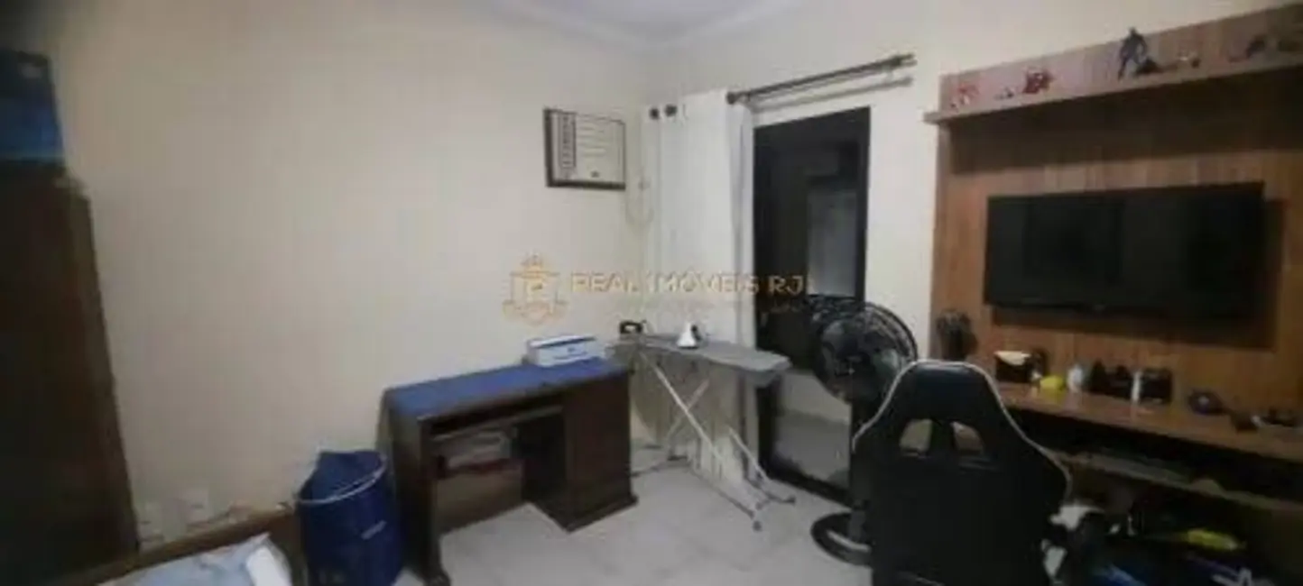 Casa com 2 quartos à venda, 110m2 em Vila Valqueire, Rio De Janeiro - RJ - imagem 8 Foto 8 de Casa com 2 quartos à venda, 110m2 em Vila Valqueire, Rio De Janeiro - RJ