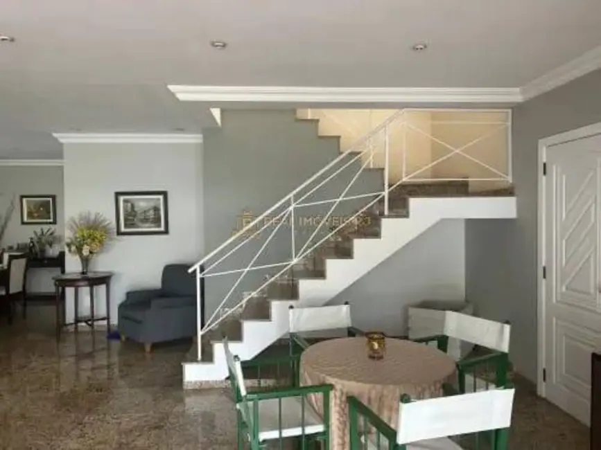 Casa com 5 quartos à venda, 435m2 em Barra da Tijuca, Rio De Janeiro - RJ - imagem 6 Foto 6 de Casa com 5 quartos à venda, 435m2 em Barra da Tijuca, Rio De Janeiro - RJ