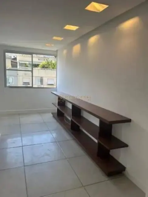 Foto 7 de Apartamento com 2 quartos à venda, 71m2 em Leblon, Rio De Janeiro - RJ