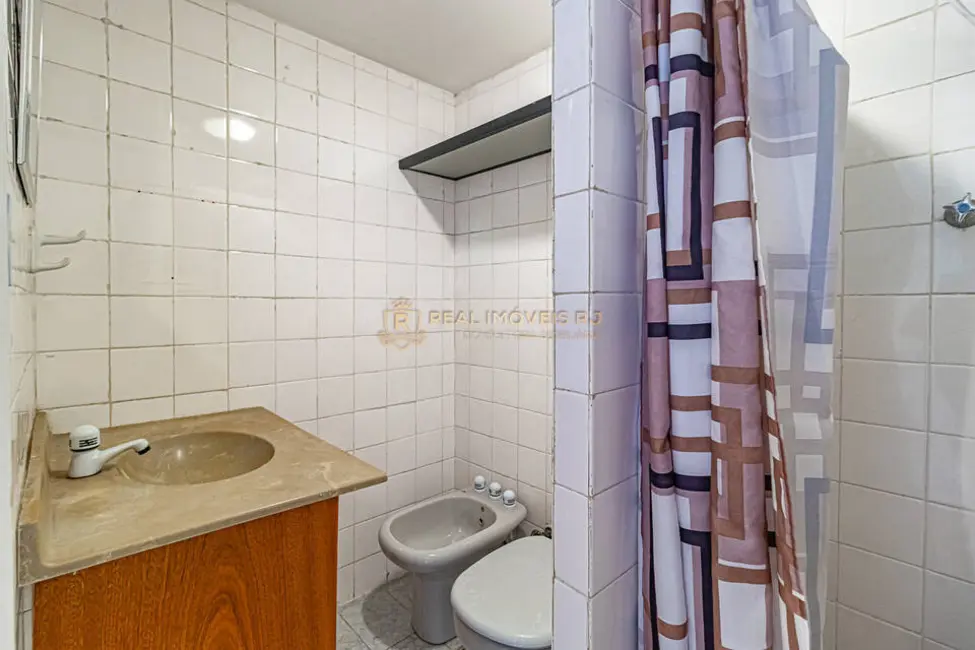 Foto 3 de Sala Comercial à venda, 48m2 em Copacabana, Rio De Janeiro - RJ