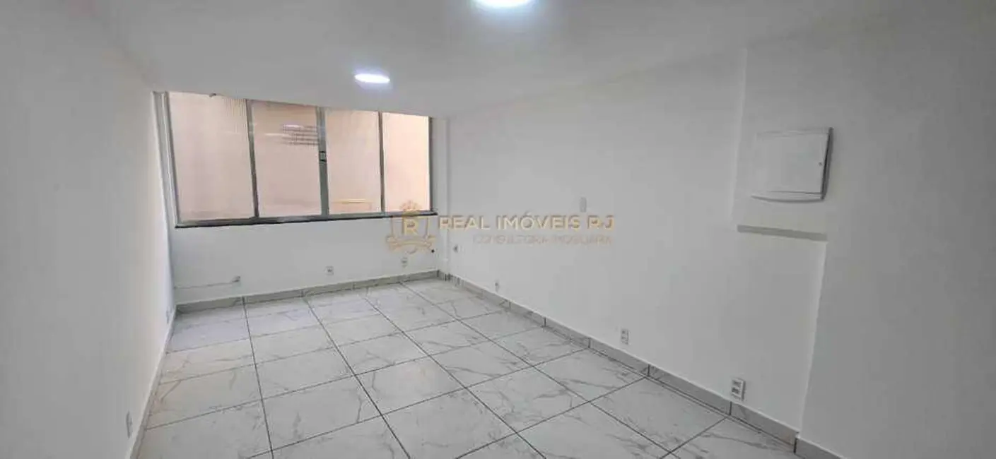 Foto 2 de Sala Comercial à venda, 20m2 em Copacabana, Rio De Janeiro - RJ