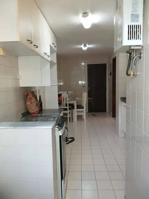 Foto 2 de Apartamento com 2 quartos à venda, 82m2 em Taquara, Rio De Janeiro - RJ