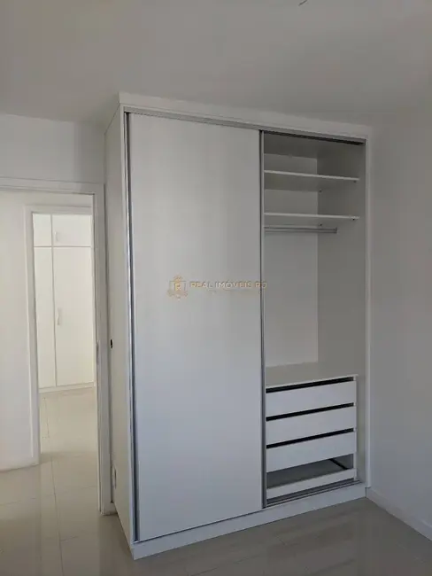 Apartamento com 2 quartos para alugar, 67m2 em Taquara, Rio De Janeiro - RJ - imagem 7 Foto 7 de Apartamento com 2 quartos para alugar, 67m2 em Taquara, Rio De Janeiro - RJ