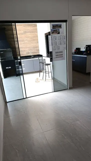 Foto 4 de Casa com 2 quartos à venda, 86m2 em Praça Seca, Rio De Janeiro - RJ