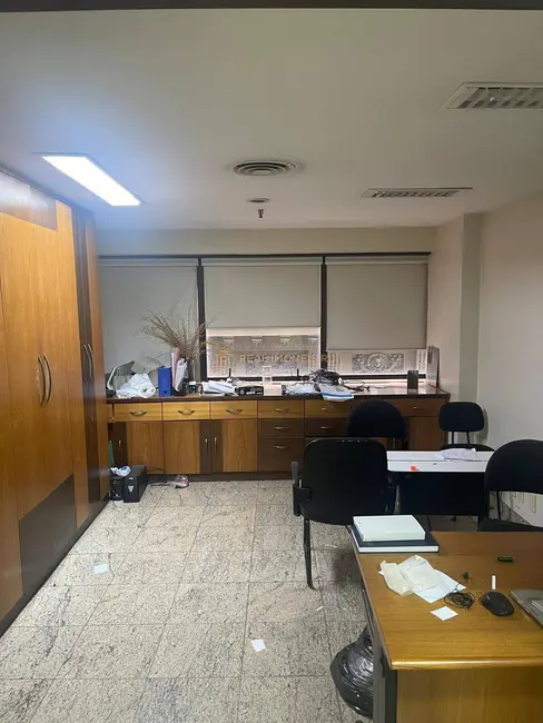 Foto 1 de Sala Comercial para alugar, 110m2 em Centro, Rio De Janeiro - RJ