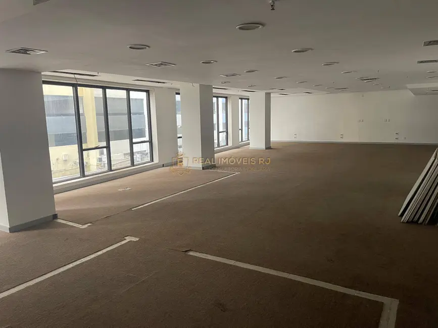 Foto 1 de Sala Comercial para alugar, 210m2 em Centro, Rio De Janeiro - RJ