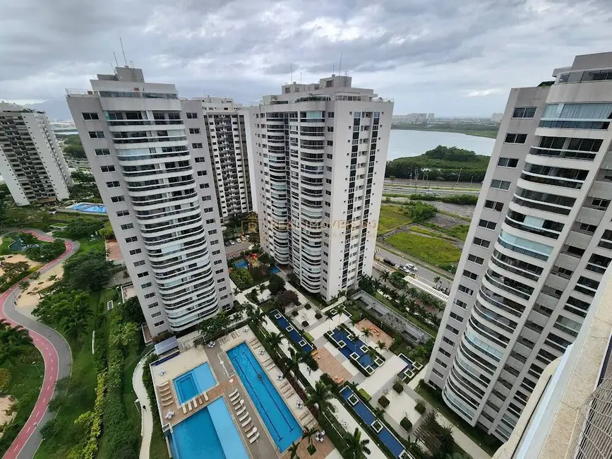 Foto 7 de Apartamento com 4 quartos à venda, 247m2 em Rio De Janeiro - RJ