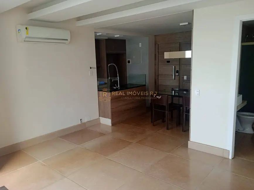 Foto 6 de Apartamento com 2 quartos para alugar, 75m2 em Rio De Janeiro - RJ