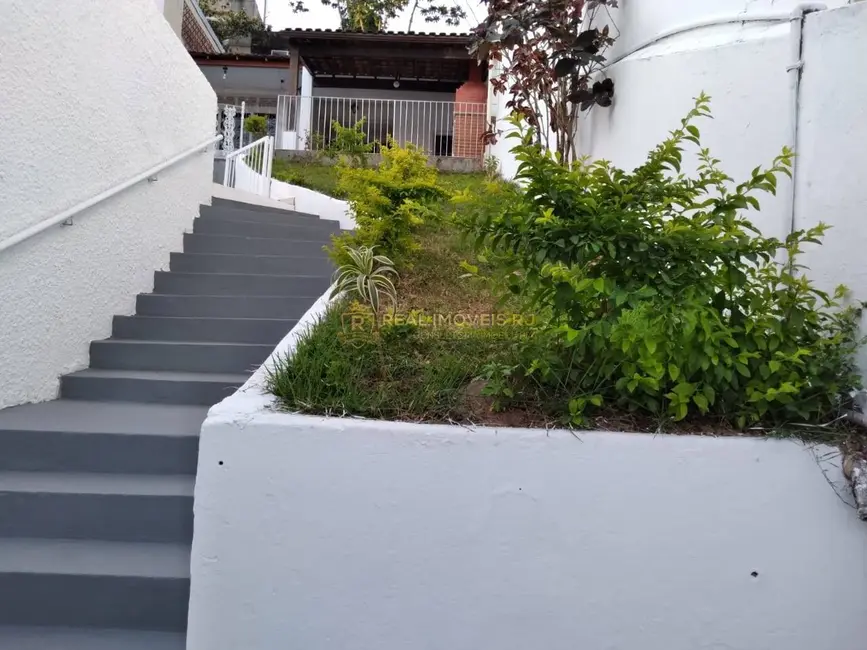 Foto 2 de Casa com 2 quartos à venda, 224m2 em Taquara, Rio De Janeiro - RJ