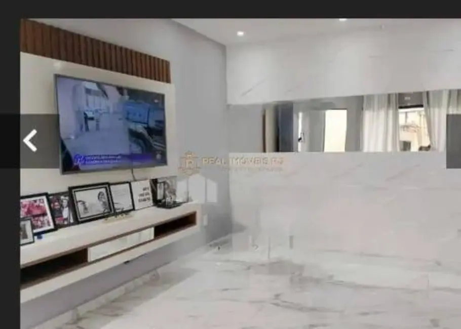 Foto 2 de Casa com 3 quartos à venda, 170m2 em Jardim Sulacap, Rio De Janeiro - RJ