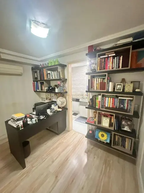 Apartamento com 4 quartos à venda, 215m2 em Barra da Tijuca, Rio De Janeiro - RJ - imagem 7 Foto 7 de Apartamento com 4 quartos à venda, 215m2 em Barra da Tijuca, Rio De Janeiro - RJ