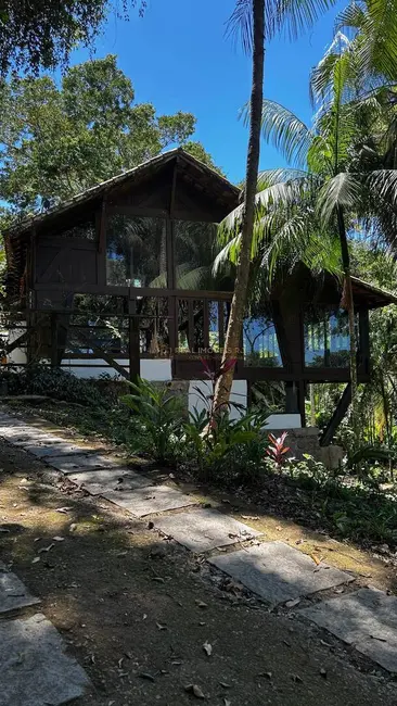 Foto 1 de Casa à venda e para alugar, 2000m2 em Vargem Grande, Rio De Janeiro - RJ