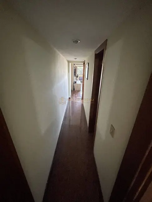 Apartamento com 3 quartos à venda, 200m2 em Barra da Tijuca, Rio De Janeiro - RJ - imagem 9 Foto 9 de Apartamento com 3 quartos à venda, 200m2 em Barra da Tijuca, Rio De Janeiro - RJ