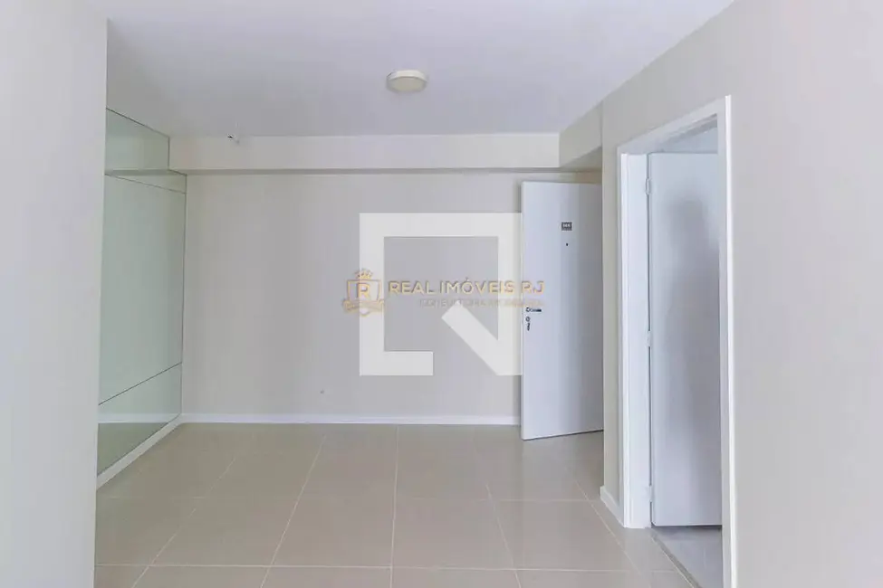 Foto 2 de Apartamento com 2 quartos à venda, 64m2 em Vila Valqueire, Rio De Janeiro - RJ