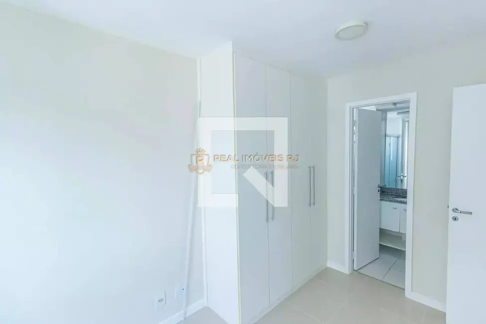 Foto 9 de Apartamento com 2 quartos à venda, 64m2 em Vila Valqueire, Rio De Janeiro - RJ