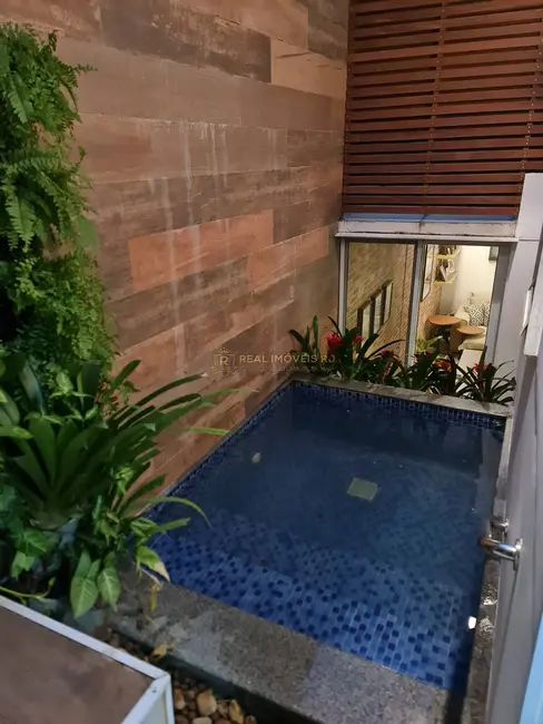 Apartamento com 2 quartos à venda, 86m2 em Urca, Rio De Janeiro - RJ - imagem 8 Foto 8 de Apartamento com 2 quartos à venda, 86m2 em Urca, Rio De Janeiro - RJ