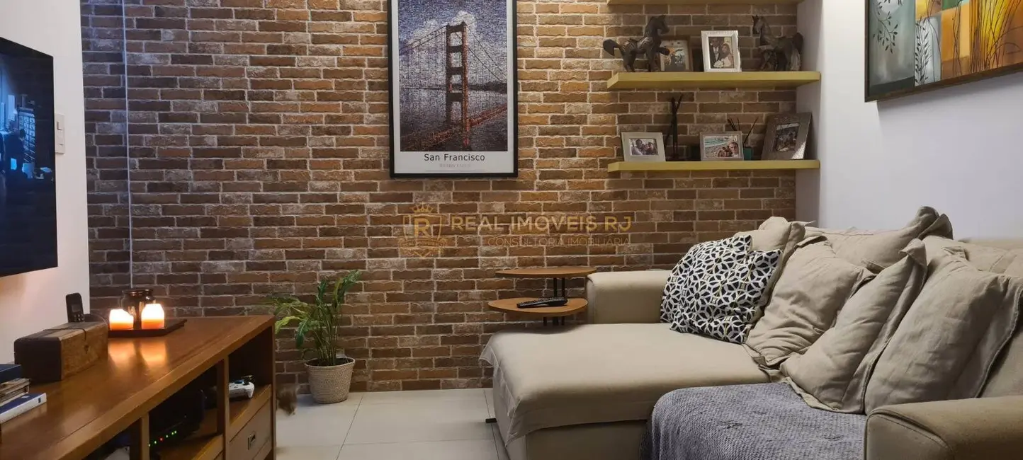Apartamento com 2 quartos à venda, 86m2 em Urca, Rio De Janeiro - RJ - imagem 2 Foto 2 de Apartamento com 2 quartos à venda, 86m2 em Urca, Rio De Janeiro - RJ