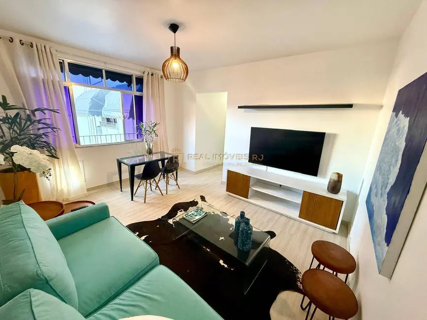 Foto 3 de Apartamento com 2 quartos para alugar, 75m2 em Copacabana, Rio De Janeiro - RJ