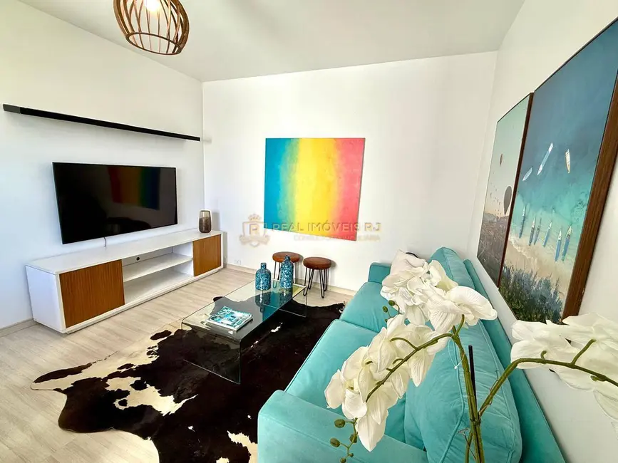 Foto 4 de Apartamento com 2 quartos para alugar, 75m2 em Copacabana, Rio De Janeiro - RJ