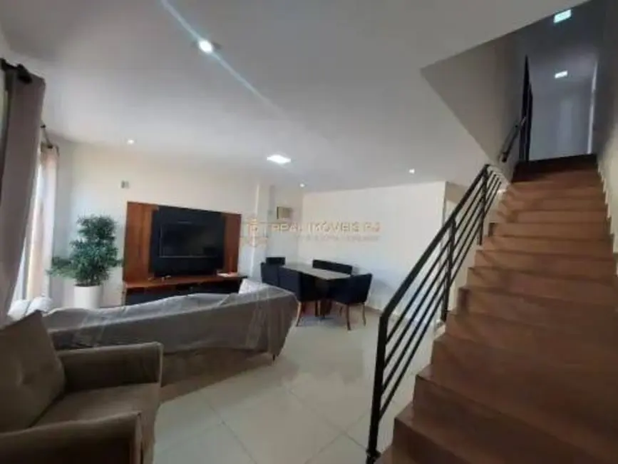 Casa com 3 quartos para alugar, 121m2 em Recreio dos Bandeirantes, Rio De Janeiro - RJ - imagem 4 Foto 4 de Casa com 3 quartos para alugar, 121m2 em Recreio dos Bandeirantes, Rio De Janeiro - RJ