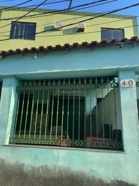 Casa com 3 quartos à venda, 400m2 em Vila Valqueire, Rio De Janeiro - RJ - imagem 8 Foto 8 de Casa com 3 quartos à venda, 400m2 em Vila Valqueire, Rio De Janeiro - RJ