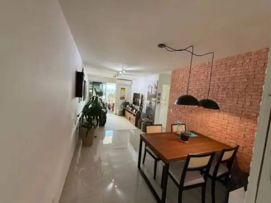 Apartamento com 2 quartos à venda, 79m2 em Rio De Janeiro - RJ - imagem 3 Foto 3 de Apartamento com 2 quartos à venda, 79m2 em Rio De Janeiro - RJ