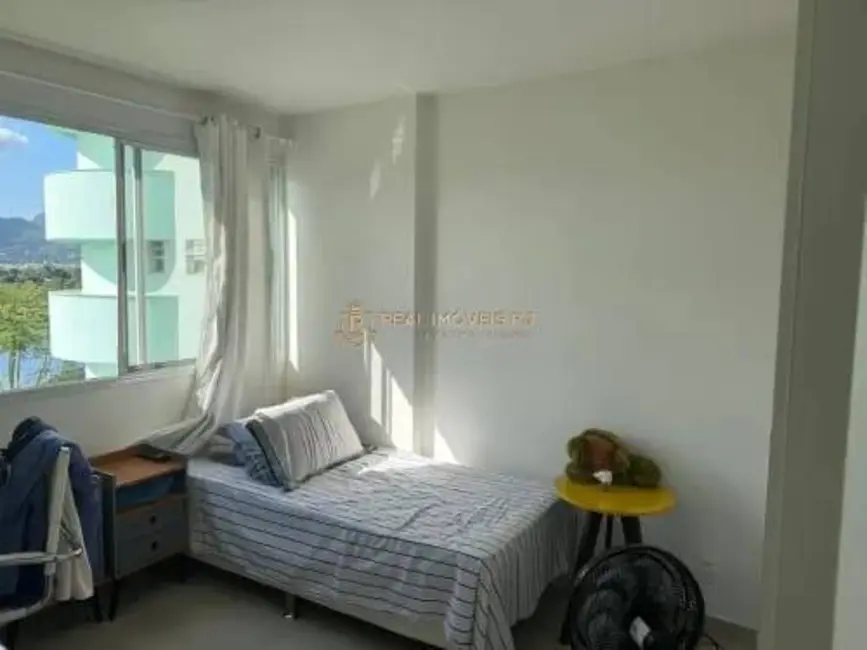 Apartamento com 2 quartos à venda, 79m2 em Rio De Janeiro - RJ - imagem 9 Foto 9 de Apartamento com 2 quartos à venda, 79m2 em Rio De Janeiro - RJ