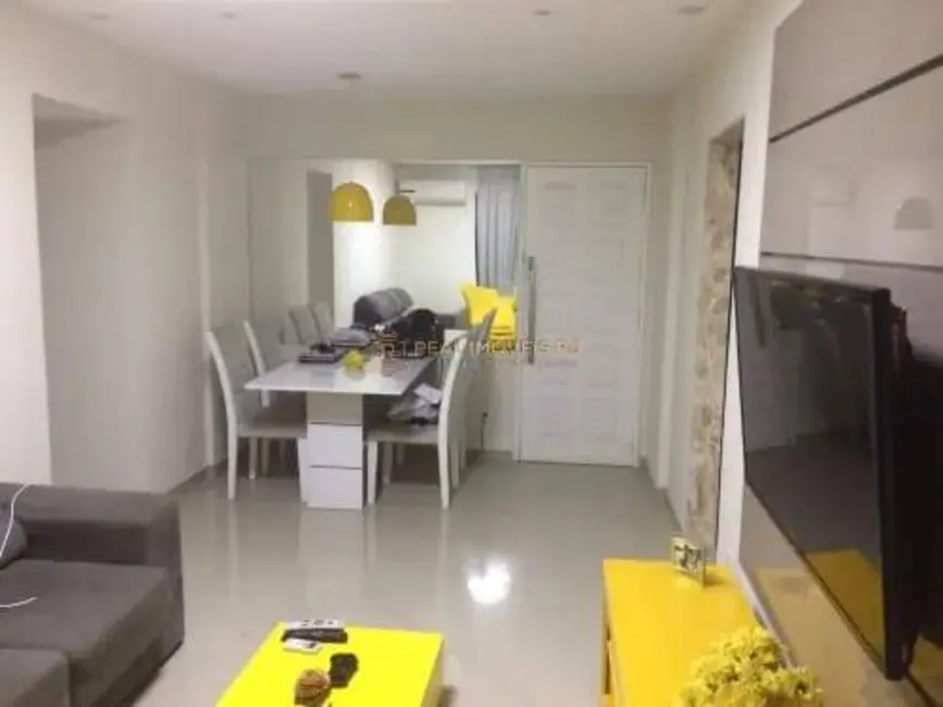Foto 2 de Apartamento com 2 quartos à venda, 70m2 em Taquara, Rio De Janeiro - RJ