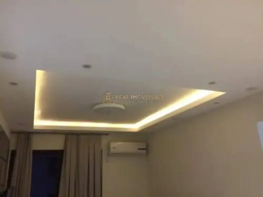 Foto 4 de Apartamento com 2 quartos à venda, 70m2 em Taquara, Rio De Janeiro - RJ