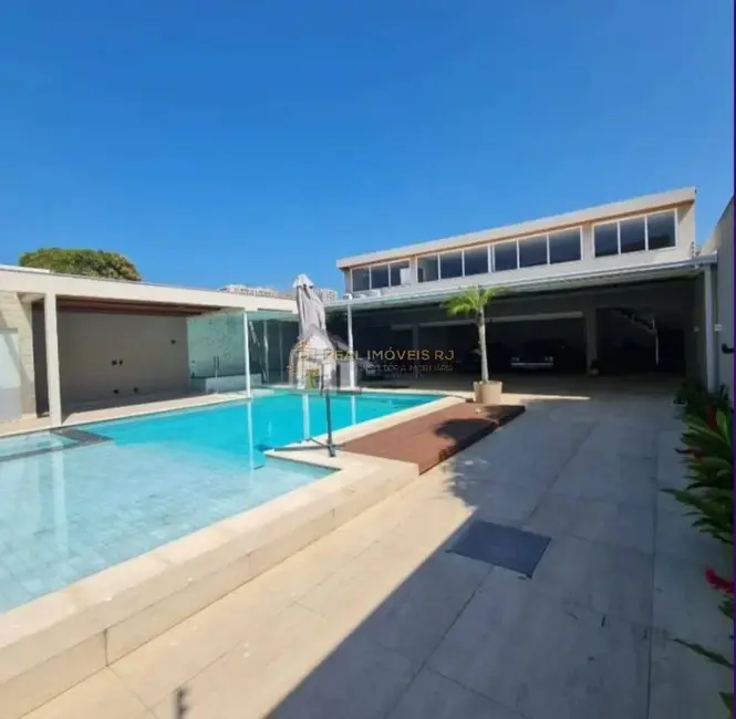 Casa com 6 quartos à venda, 1059m2 em Barra da Tijuca, Rio De Janeiro - RJ - imagem 5 Foto 5 de Casa com 6 quartos à venda, 1059m2 em Barra da Tijuca, Rio De Janeiro - RJ
