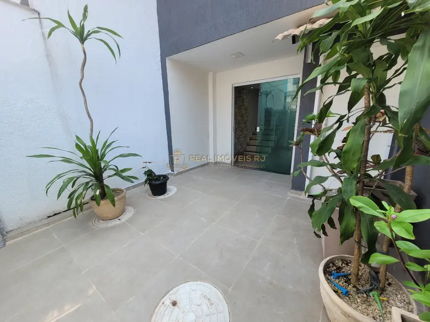 Foto 3 de Casa com 4 quartos à venda, 135m2 em Vargem Grande, Rio De Janeiro - RJ