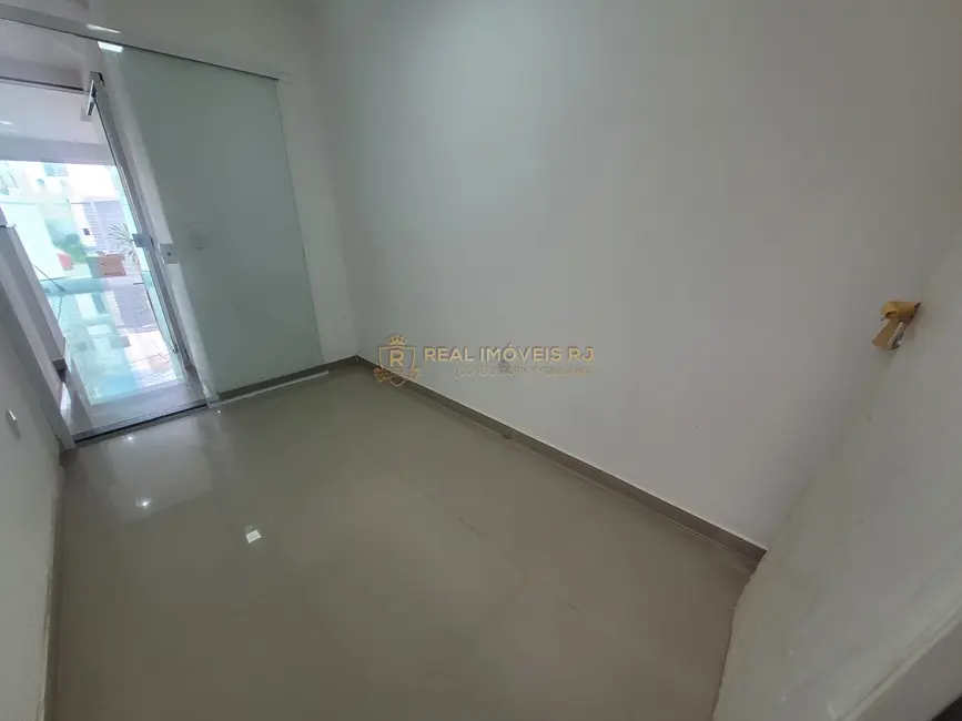 Foto 9 de Casa com 4 quartos à venda, 135m2 em Vargem Grande, Rio De Janeiro - RJ