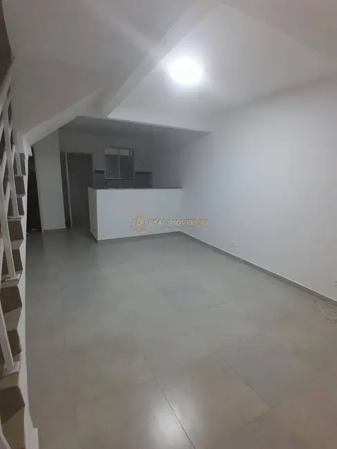 Casa com 3 quartos à venda, 120m2 em Barra da Tijuca, Rio De Janeiro - RJ - imagem 5 Foto 5 de Casa com 3 quartos à venda, 120m2 em Barra da Tijuca, Rio De Janeiro - RJ