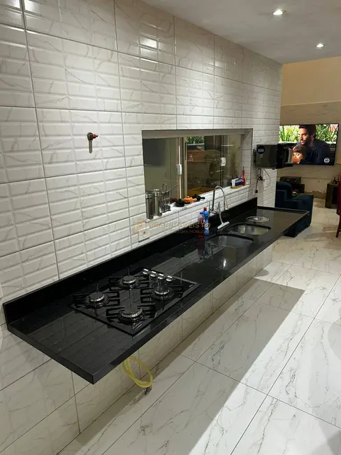 Casa com 3 quartos à venda, 260m2 em Jacarepaguá, Rio De Janeiro - RJ - imagem 9 Foto 9 de Casa com 3 quartos à venda, 260m2 em Jacarepaguá, Rio De Janeiro - RJ