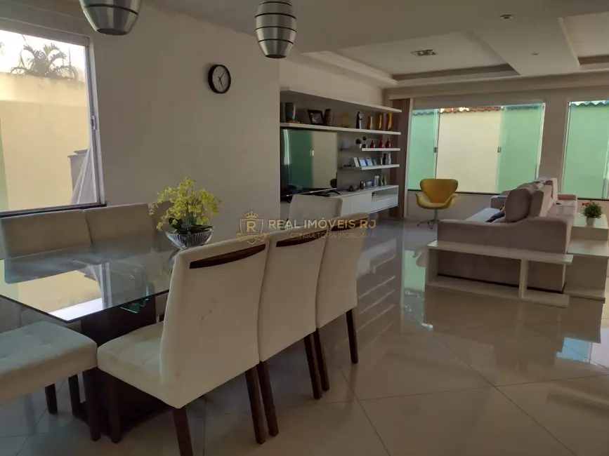 Foto 4 de Casa com 3 quartos à venda, 270m2 em Vargem Grande, Rio De Janeiro - RJ