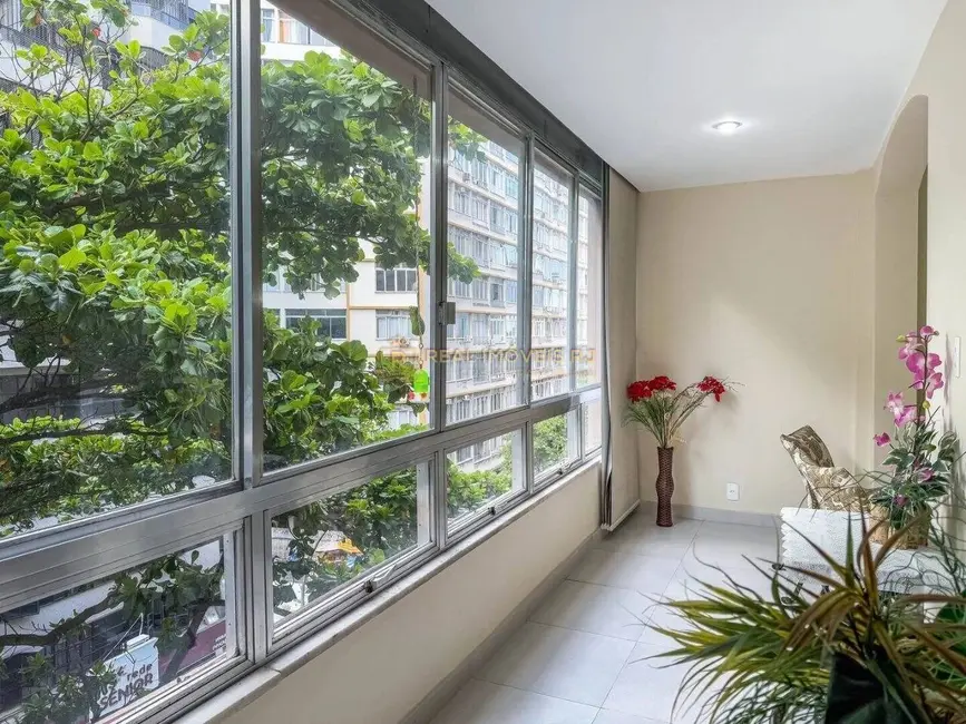 Foto 3 de Apartamento com 3 quartos à venda, 152m2 em Copacabana, Rio De Janeiro - RJ
