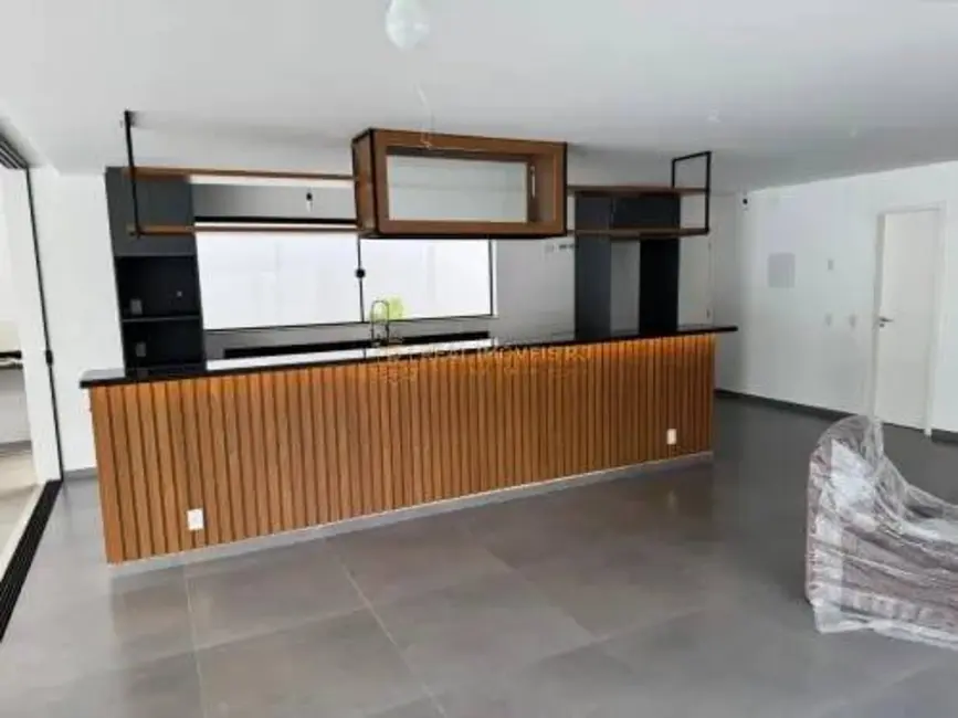 Foto 7 de Casa com 4 quartos à venda, 400m2 em Guaratiba, Rio De Janeiro - RJ
